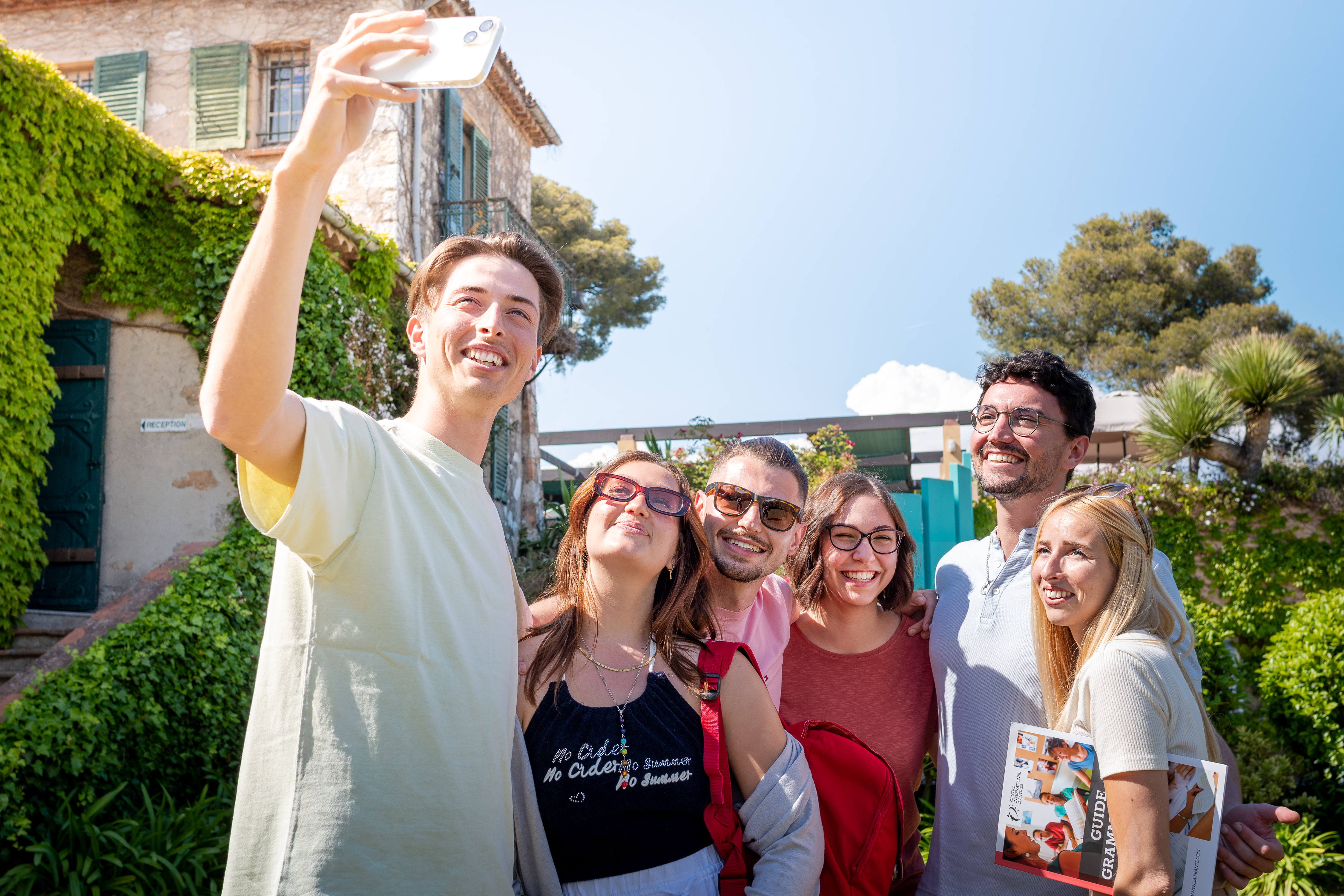 Estancia lingüística en Francia en Antibes – Cursos de francés para jóvenes y adultos