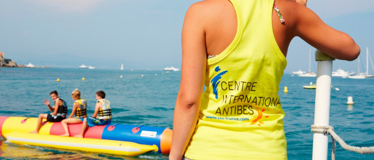 ¿Qué llevar en la maleta para un curso de idiomas en Antibes?